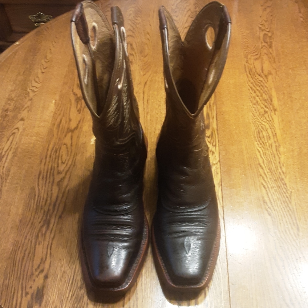 Ariat western boots 7 $ 50.00 # 374